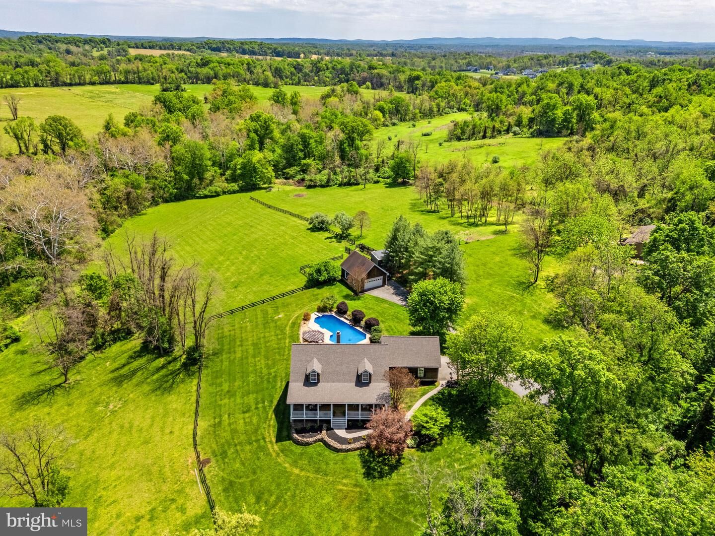 Property Photo: 18660 And 18654 Airmont Road VA 20132