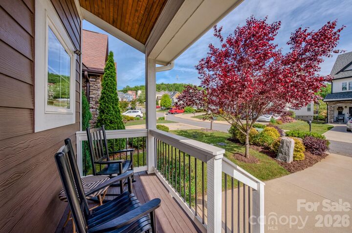 Property Photo:  15 Tudor Way  NC 28711 