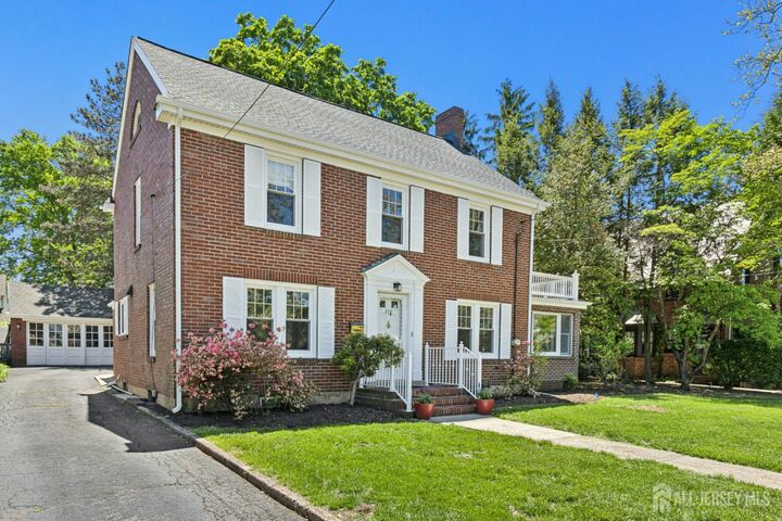 Property Photo:  212 Central Avenue  NJ 08817 