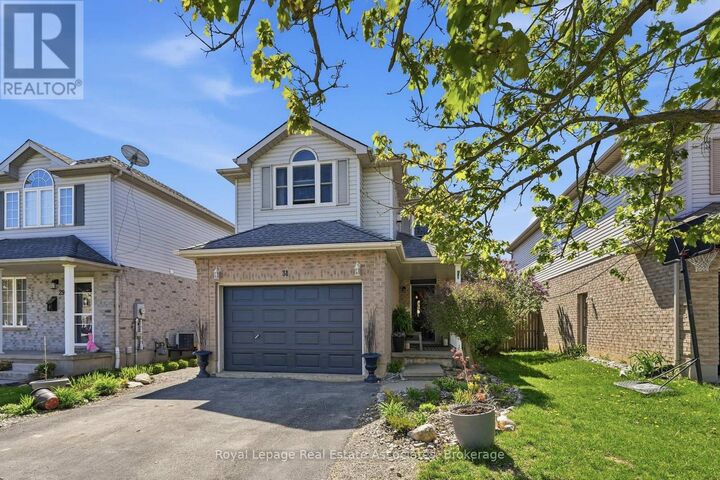 Property Photo:  31 Tulip Drive  ON N4G 5S5 