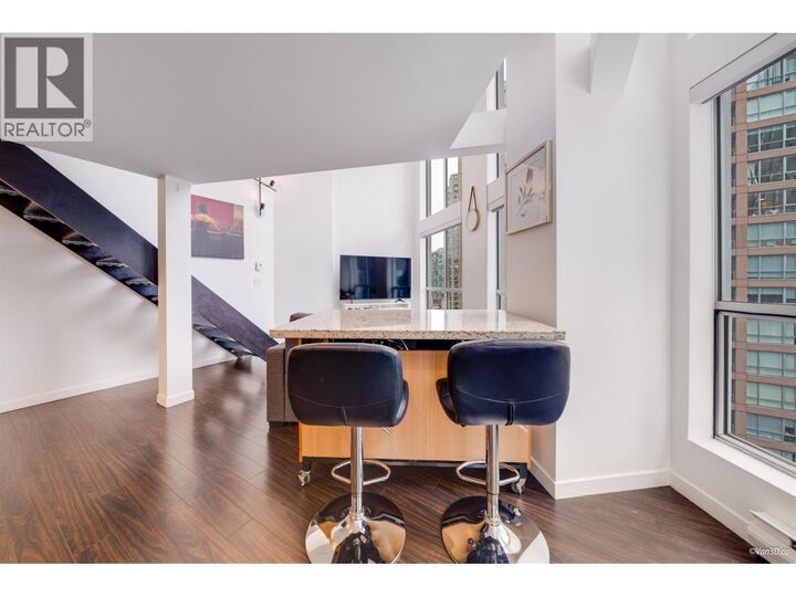 Property Photo:  933 Seymour Street 608  BC V6B 6L6 