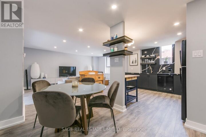 Property Photo:  95 Lombard Street 305  ON M5C 2V3 