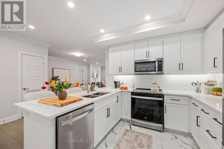 Property Photo:  1560 Upper West Avenue 313  ON N6K 0M4 
