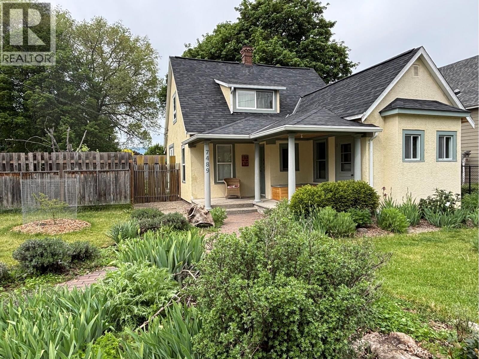Property Photo:  7489 9th Street  BC V0H 1H0 