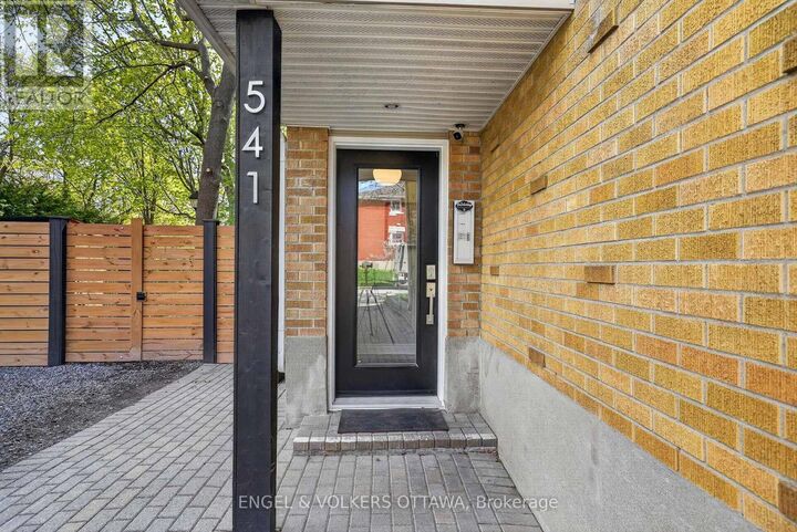 Property Photo:  541 Evered Avenue 3  ON K1Z 5K9 