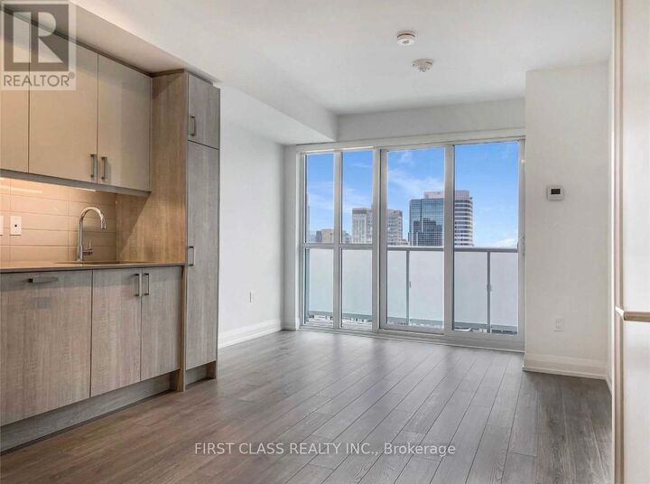 Property Photo:  77 Mutual Street 3507  ON M5B 2A9 