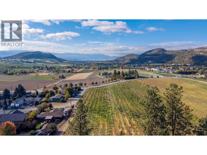 Property Photo:  590 Brenda Road  BC V1V 2C8 