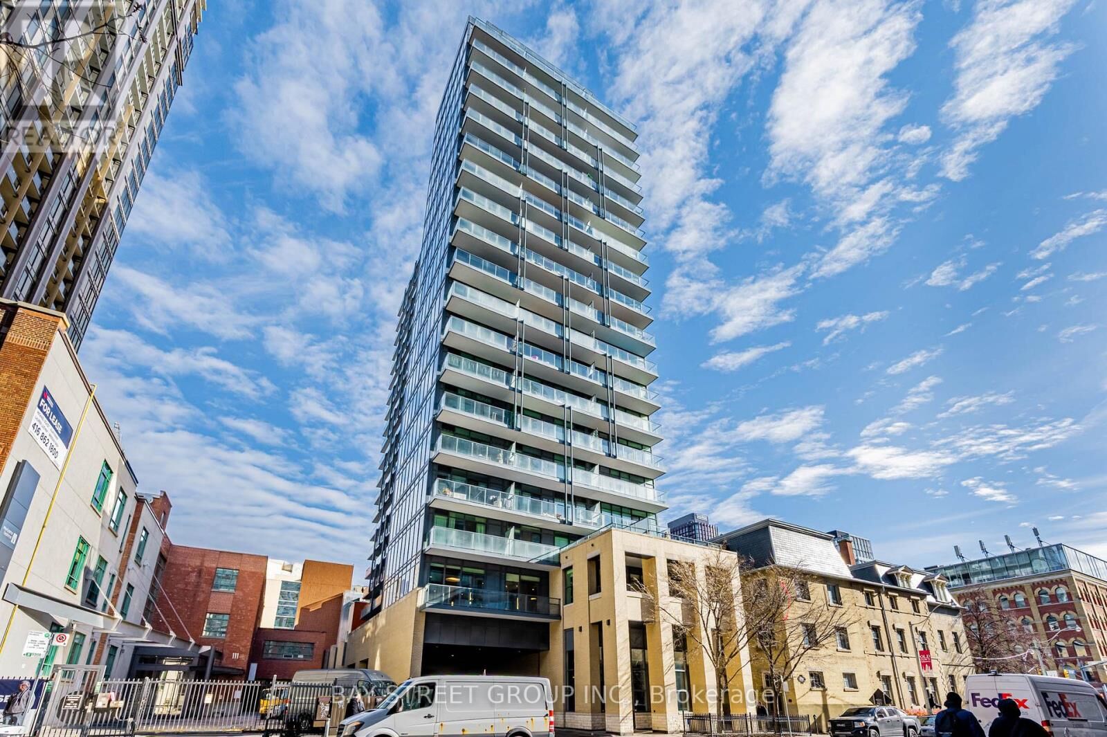 Property Photo:  105 George Street 1712  ON M5A 0L4 