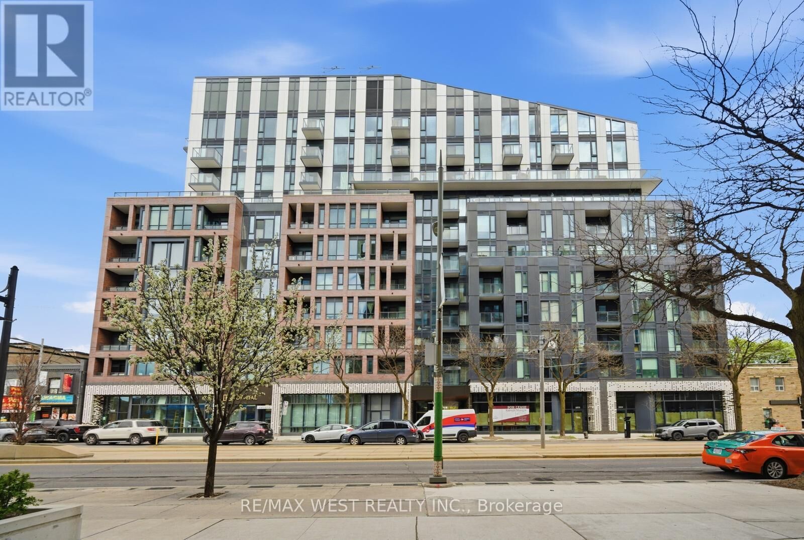 Property Photo:  1808 St. Clair Avenue West 801  ON M6N 1J5 