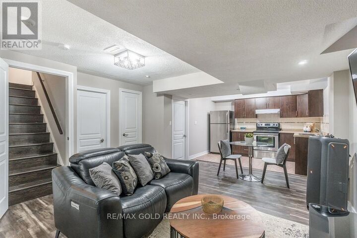 Property Photo:  72 Natronia Trail South  ON L6P 3N8 