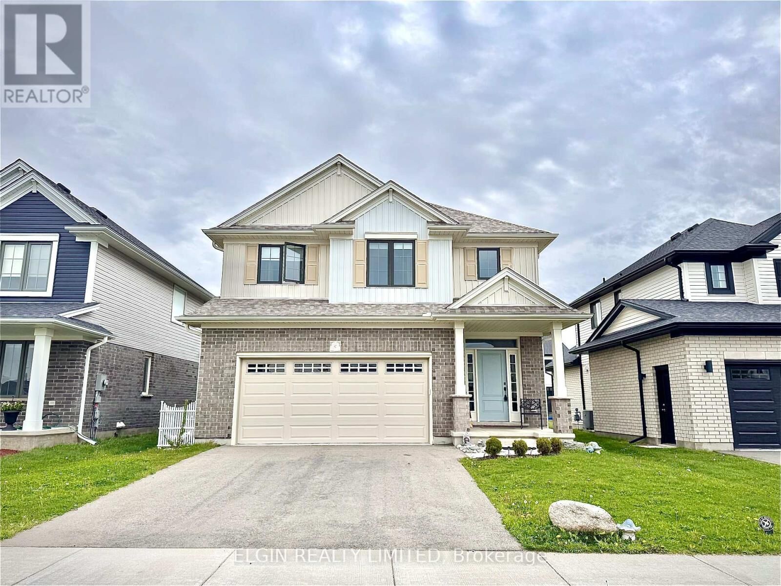 Property Photo:  5 Dunning Way  ON N5R 0P7 