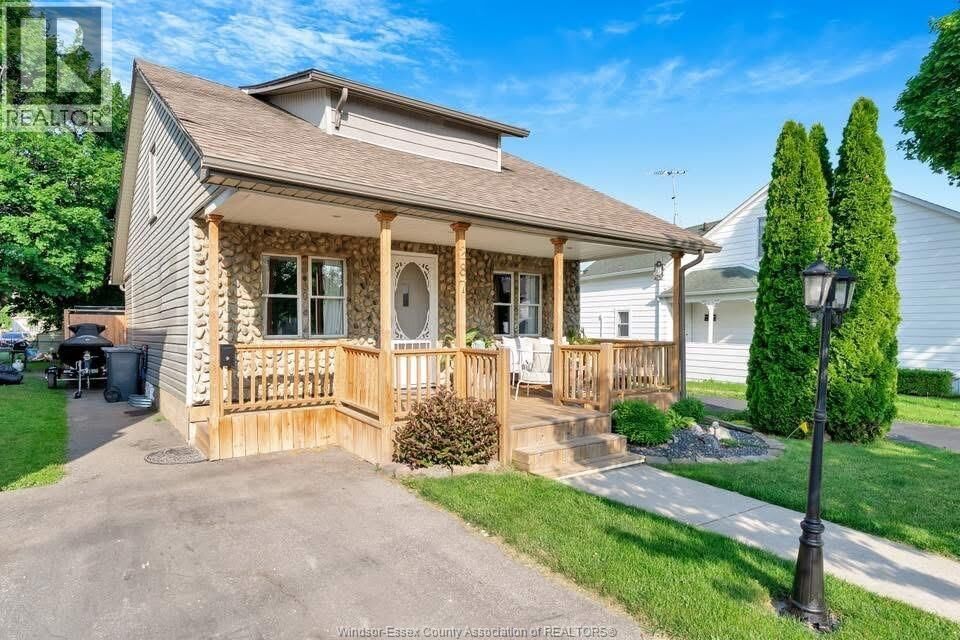 Property Photo:  287 Seymour Street  ON N9V 2B7 