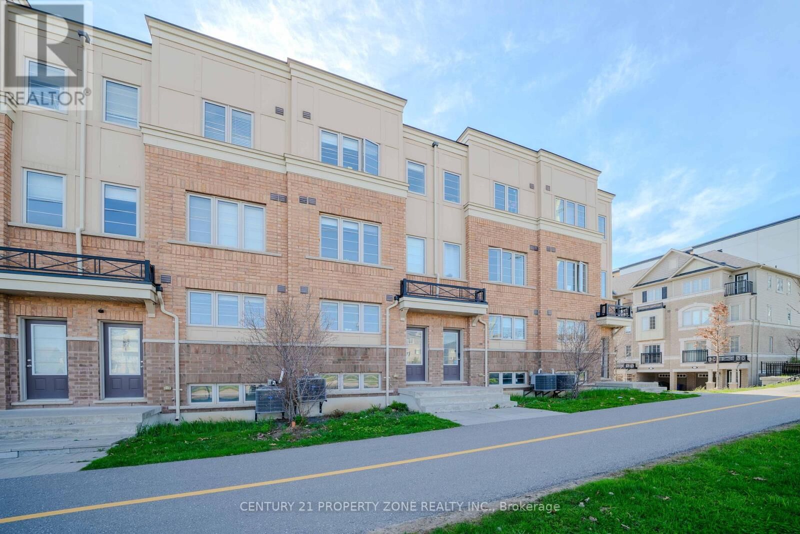 Property Photo:  2514 Rosedrop Path  ON L1L 0L2 