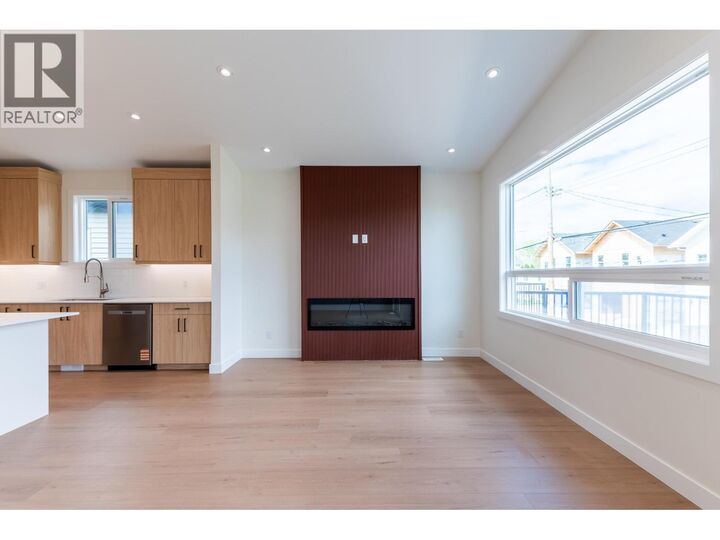Property Photo: 1660 11th Avenue BC V2L 3S8