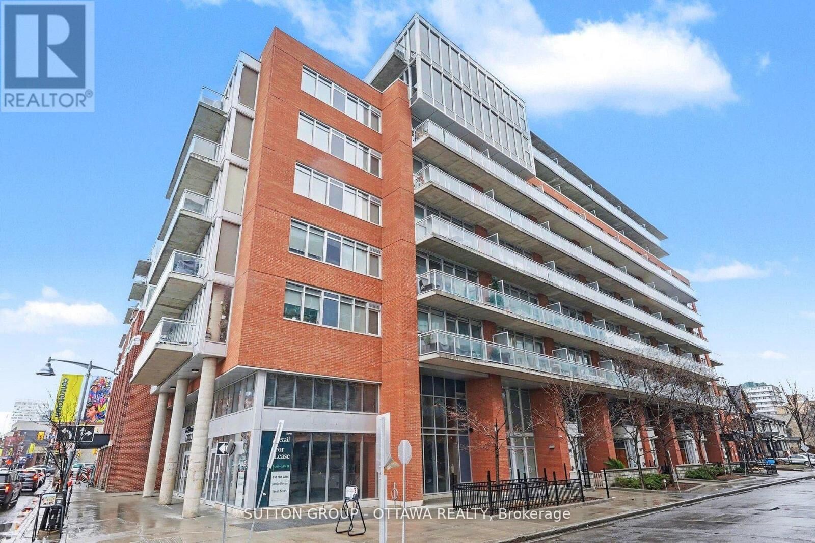 Property Photo:  354 Gladstone Avenue 323  ON K2P 0R4 