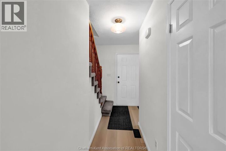 Property Photo:  22 Bruinsma Avenue  ON N7M 6C3 