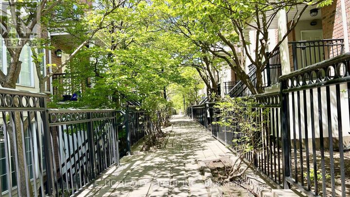 Property Photo:  3 Everson Drive 530  ON M2N 7C2 