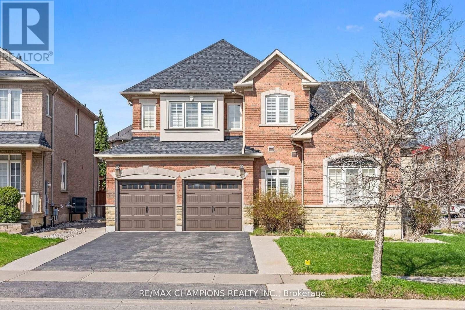 Property Photo:  2 Kistler Street  ON L6R 0P7 