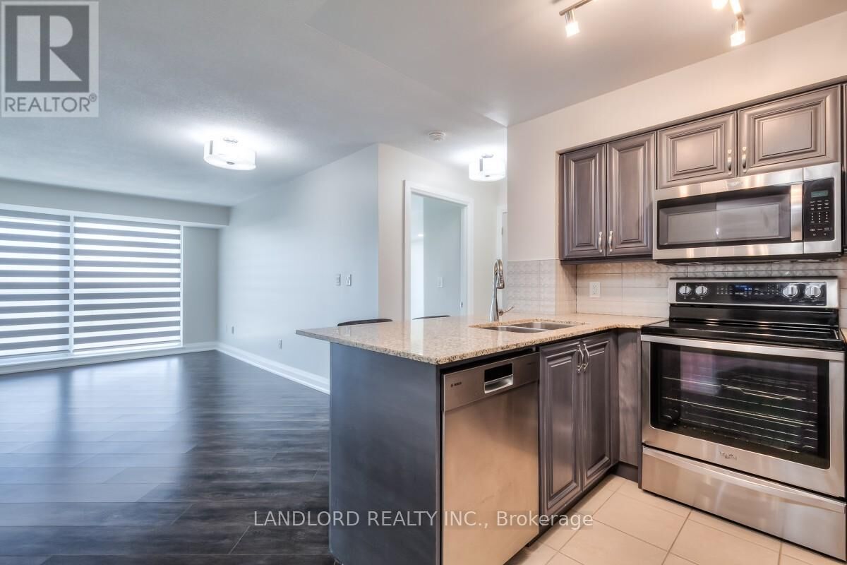 Property Photo: 18 Valley Woods Road 606 ON M3A 0A1