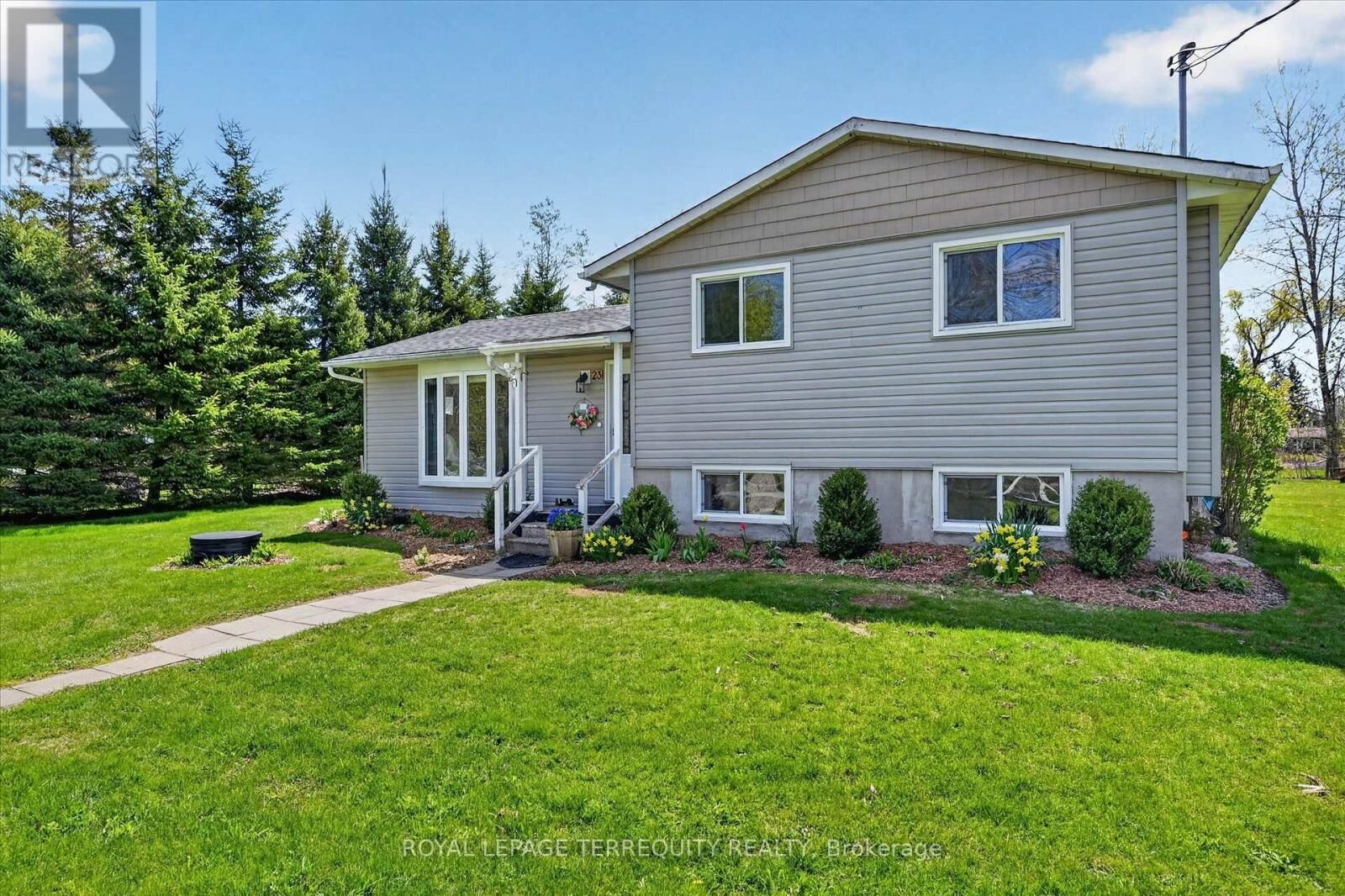 Property Photo:  23 Whitfield Road  ON K0L 1V0 