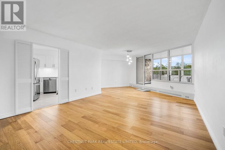 Property Photo:  60 Pavane Linkway 206  ON M3C 1A1 
