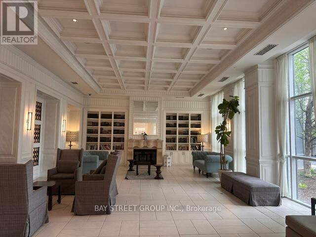Property Photo:  15 Greenview Avenue 1111  ON M2M 4M7 