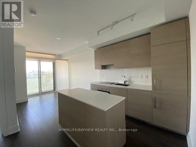 Property Photo:  200 Bloor Street West 2206  ON M5S 1T8 