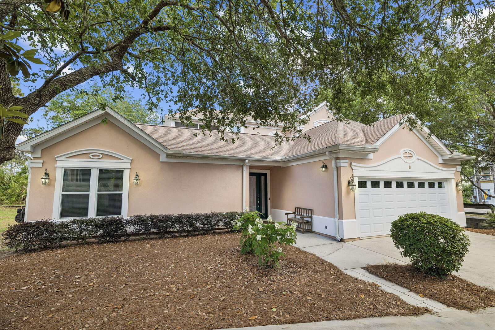 Property Photo:  8 Masters Court  FL 32459 