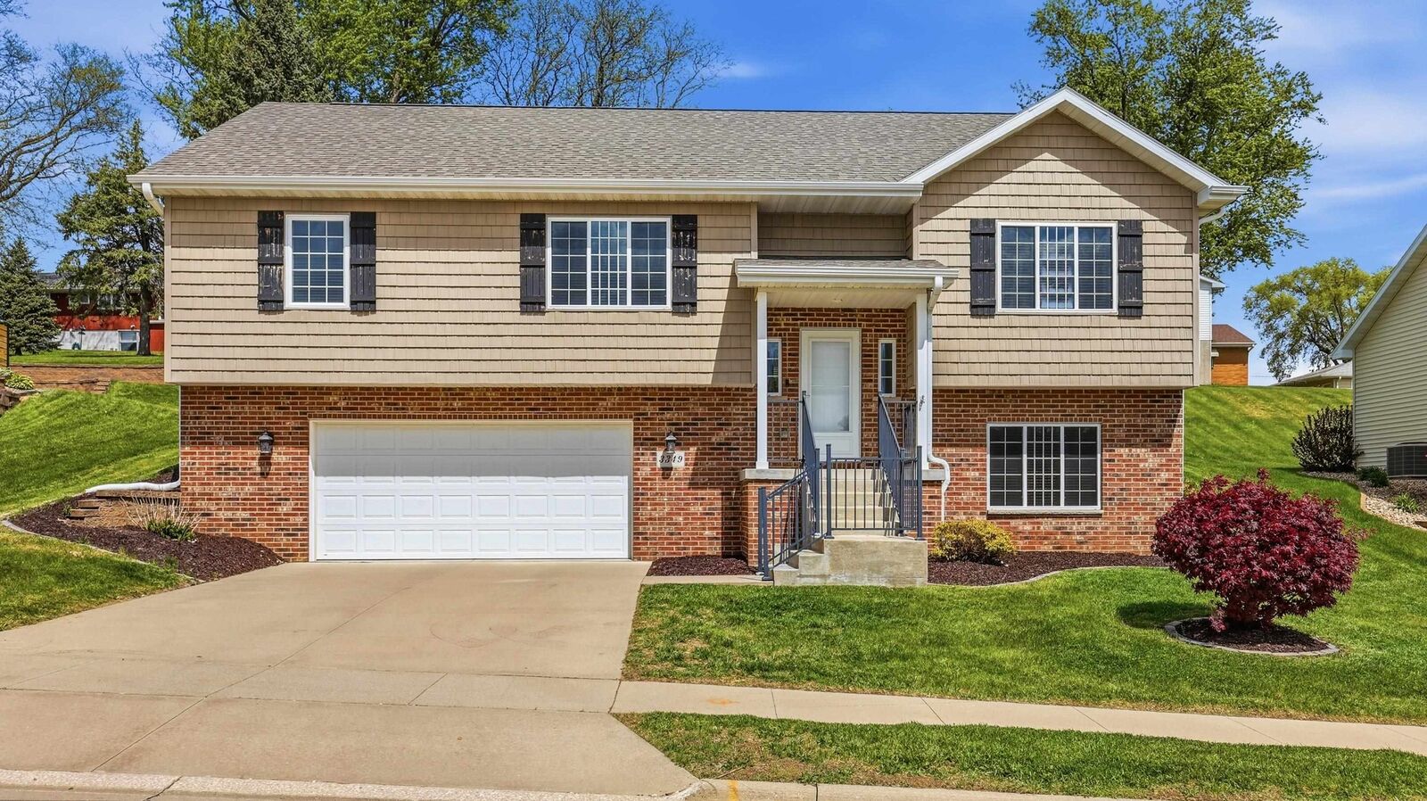 Property Photo:  3349 Peach Tree Lane  IA 52002 