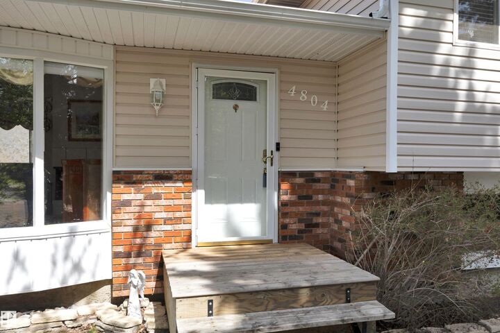 Property Photo:  4804 42 Avenue  AB T4X 1E9 