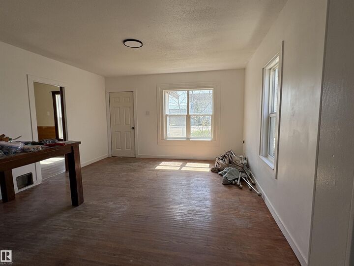 Property Photo:  4622 50 Avenue  AB T0A 1A0 