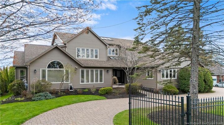 550 Shediac Road — photo 1
