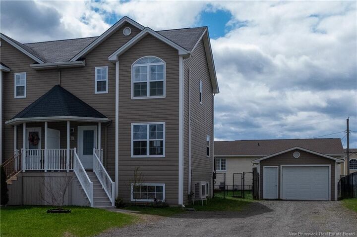 78 Hunterwood Street — photo 1