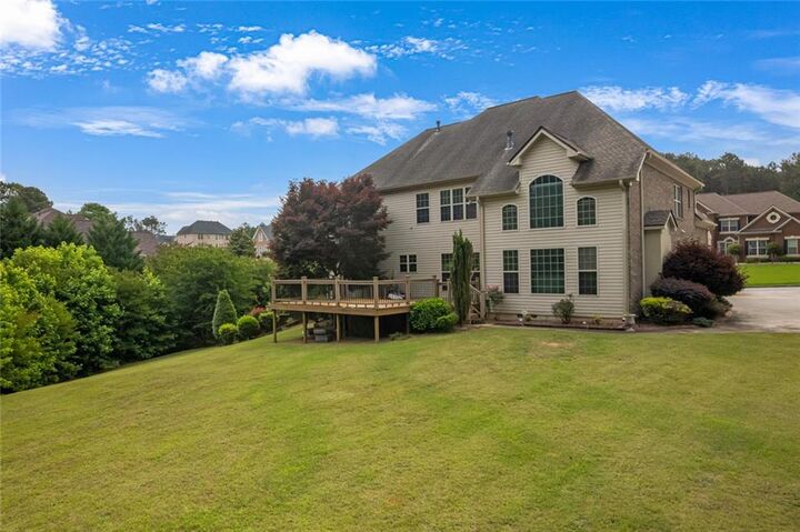 Property Photo:  818 Treeline Drive SE  GA 30094 
