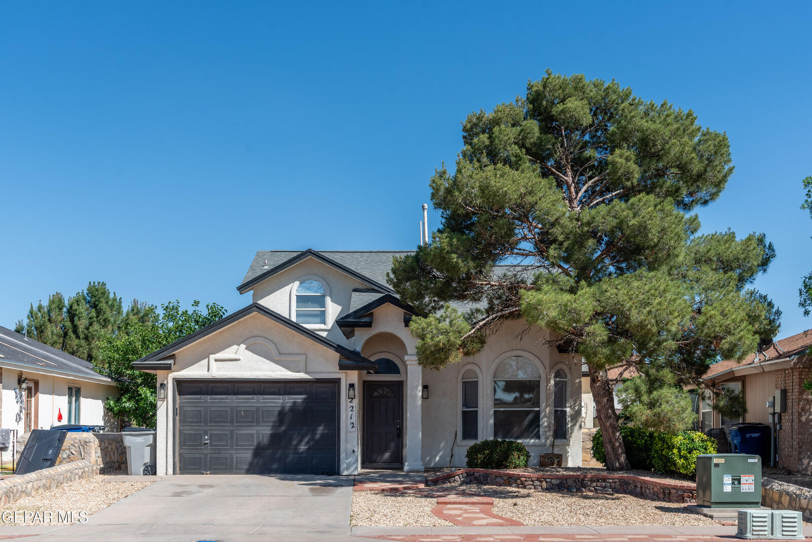 Property Photo: 2212 Tierra De Oro Way TX 79938