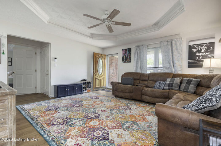 Property Photo:  10000 Evening Star Dr  KY 40272 