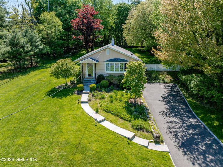 Property Photo: 395 Taconic Road CT 06831