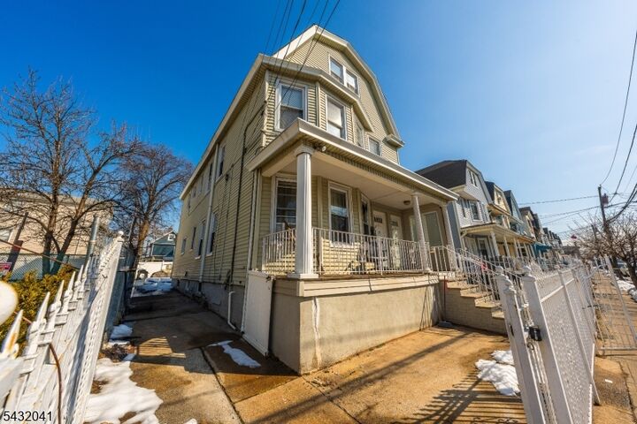 Property Photo: 1039 Anna St NJ 07201