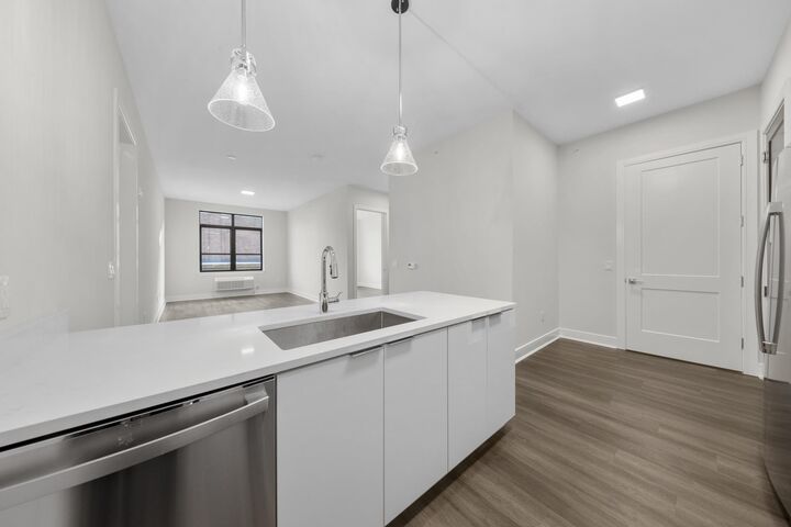 Property Photo:  121 34th St 412  NJ 07087-5902 