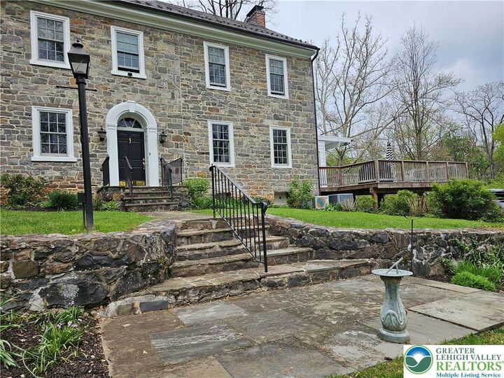 Property Photo:  200 Bella Vista Drive  PA 18017 