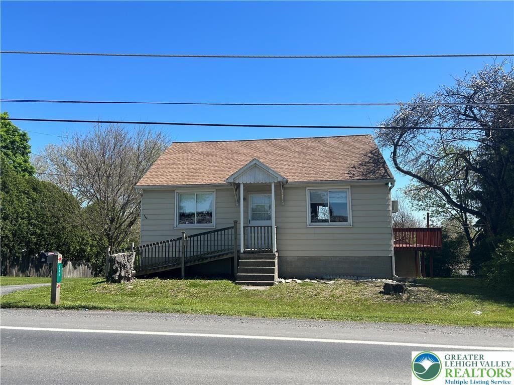 Property Photo:  544 Moorestown Drive  PA 18014 
