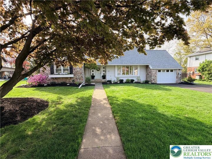 Property Photo:  389 Barrett Road  PA 18049 