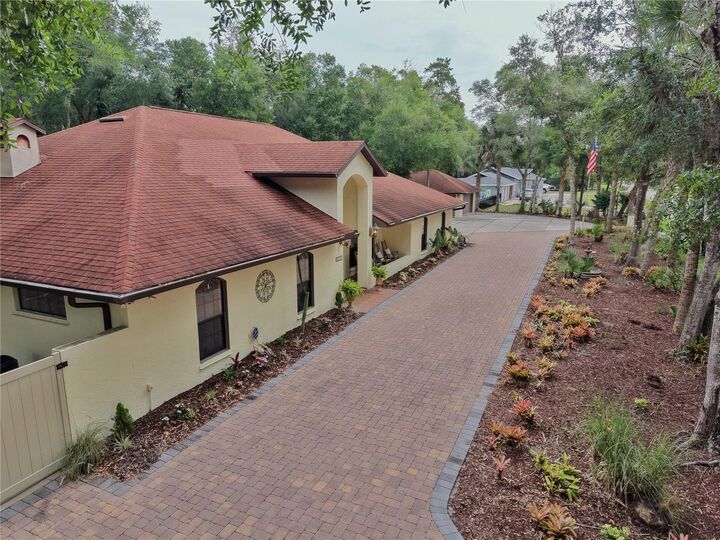 Property Photo:  2575 Glen Drive  FL 32168 
