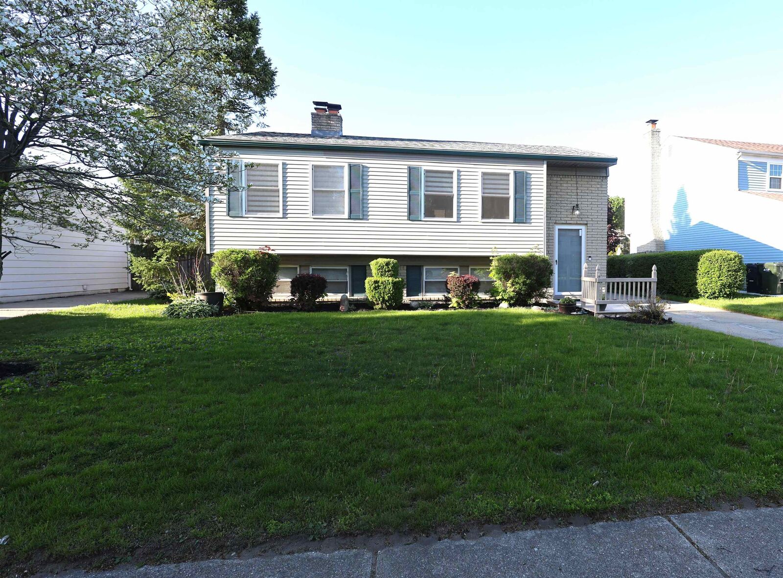 Property Photo:  13187 Churchill Streets  MI 48313 