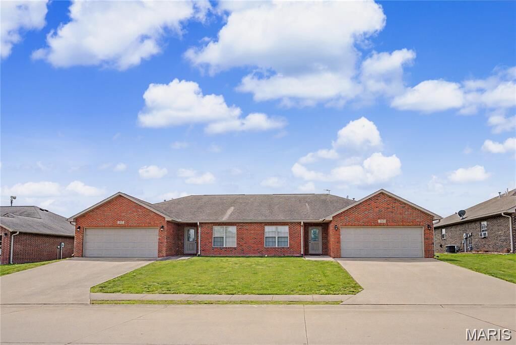 Property Photo:  387/389 W Deerwood Drive  MO 63755 