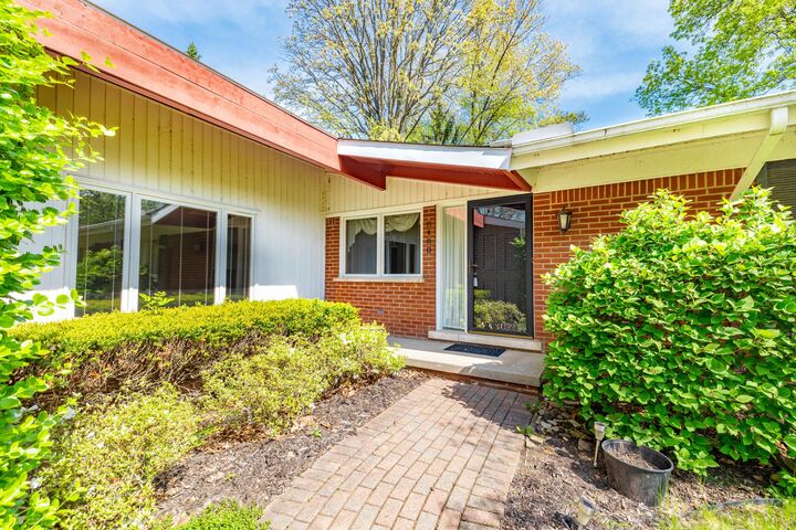 Property Photo:  8480 Hampton  MI 48138 