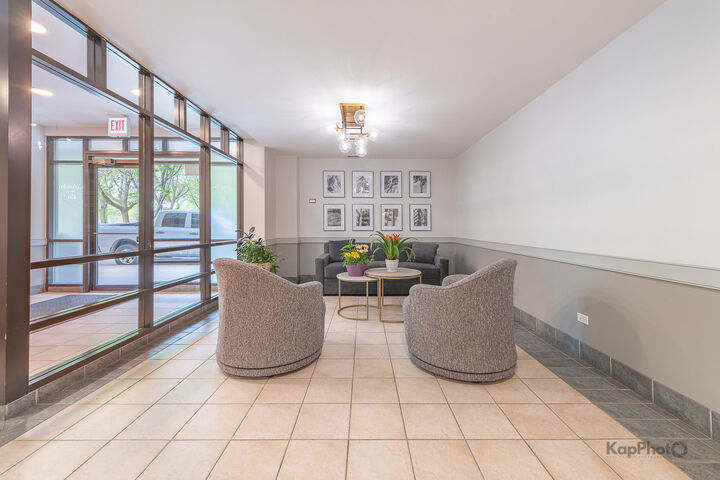 Property Photo:  811 S Lytle Street 410  IL 60607 