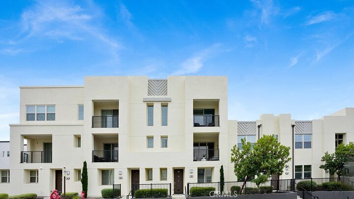Property Photo:  252 Harringay  CA 92618 