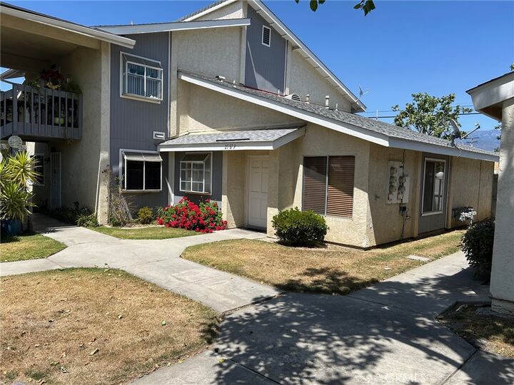 Property Photo:  25879 Baylor  CA 92544 