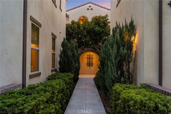 Property Photo:  421 Maravilla  CA 92823 